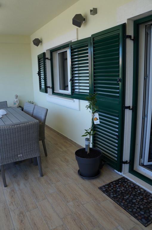 Zen Den Zaboric Apartment Bagian luar foto